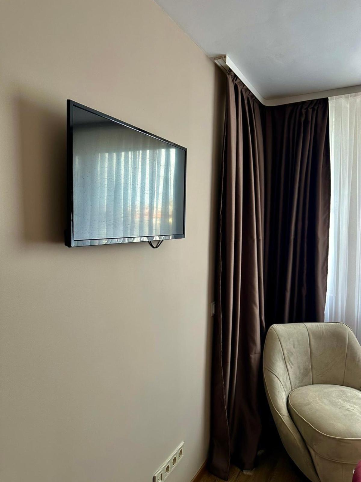 Center Elegant Living * Sofia